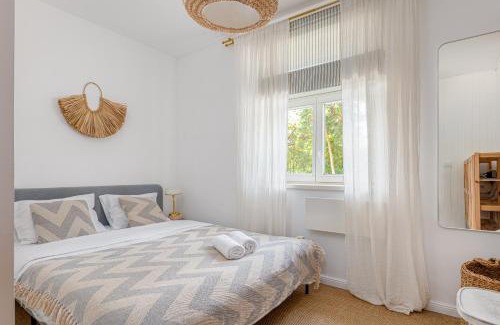 Klaipeda Apartamento | Coastal Escape I 2-Bd Stay in Melnragė I ᴄᴏʜᴏsᴛ