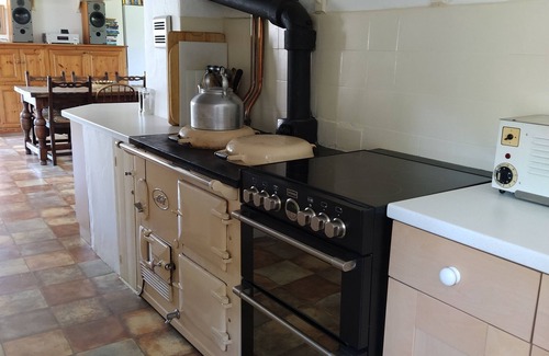 Saint Gennys Otro | Coastal farmhouse near Crackington Haven