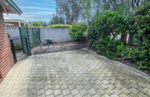 Middleton Beach Casa | Coastal Garden Villa