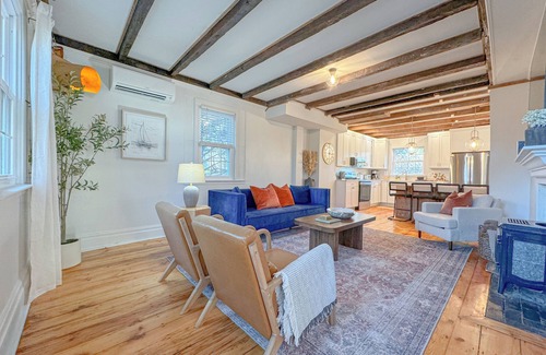 Scarborough Casa | Coastal Gathering House - Spacious 4-bedroom house close to Portland