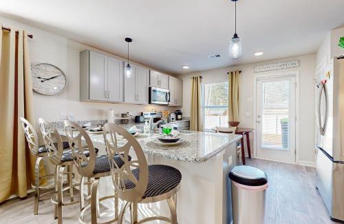 Ocean Isle Beach Casa | Coastal Gem
