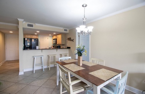 Biloxi Villa | Coastal Glam 207 30 NIGHTS OR MORE