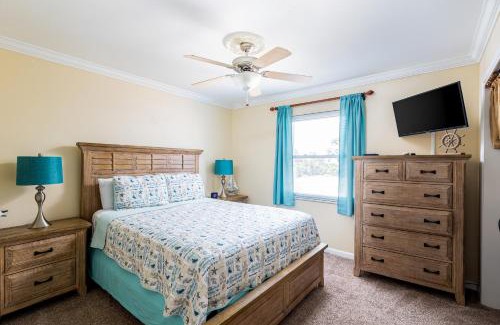 Pensacola Beach Casa | Coastal Haven