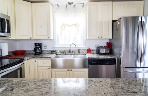 Biddeford Casa | Pasos a Hills Beach, río Saco, UNE cerca Old Orchard Kennebunkport