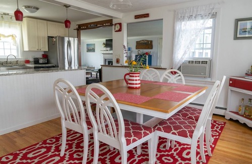 Biddeford Casa | Pasos a Hills Beach, río Saco, UNE cerca Old Orchard Kennebunkport