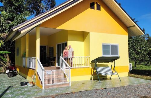 Ko Chang Casa | Coastal house near the beach, AC, peaceful, great location, outdoor restaurant.