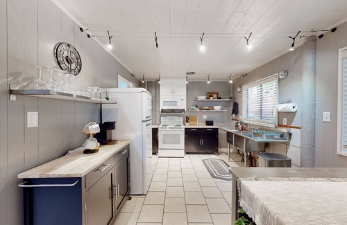 Gualala Casa | Coastal house near trails, beaches, & dining with firepit - dog-friendly