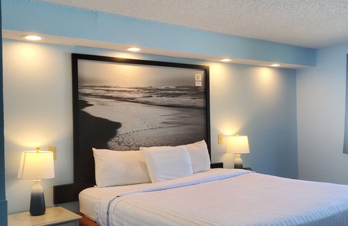 Wilmington Hotel | Coastal Inn & Suites - Wilmington, NC