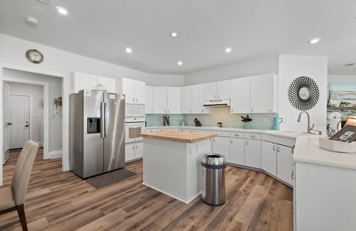 Navarre Casa | Coastal Oasis | 5 Bed, 3.5 Bath