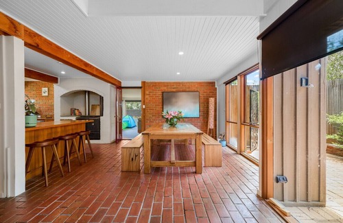 Surf Coast Casa | Coastal Oasis - Aireys Pool House