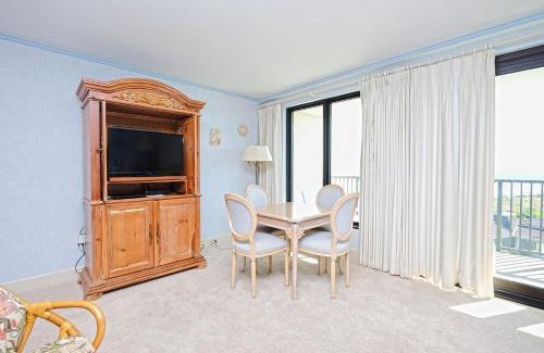 Litchfield by the Sea Casa | Coastal Oasis Inviting 3BR Condo with Resort Pool