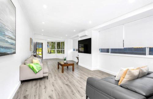 Anna Bay Casa | Coastal Oasis Steps to the Water's Edge