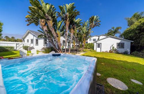 Carlsbad Village Casa | Coastal Palm Haven - With Hot Tub