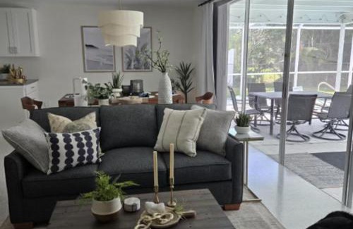 Caloosahatchee Casa | Coastal Palm Retreat