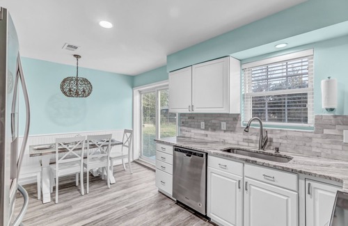 Silver Lake Casa | Coastal Paradise-Monthly Stays Welcome-Pet Friendly