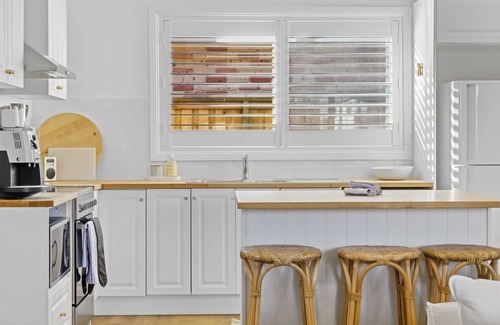 Long Jetty Casa | Coastal Retreat Long Jetty Toowoon Bay