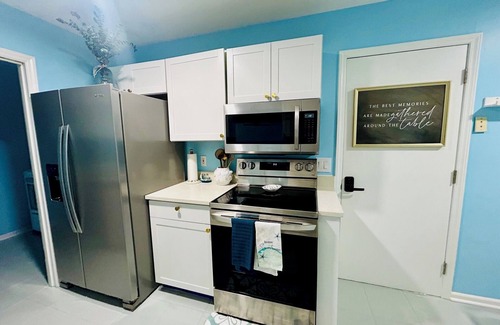 Charlotte Casa | Coastal Retreat Near Pineville/CLT 3BD 2BTH
