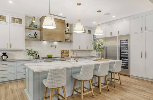 Cherokee Park Casa | Coastal Retreat Near Siesta Key- 5 Bedrooms, Pool & Spa- 1 month minimum