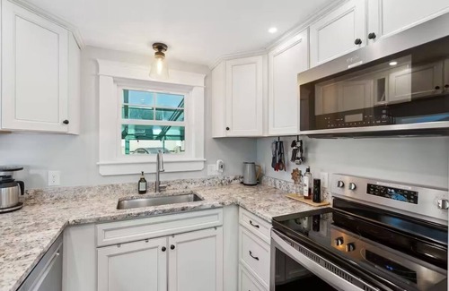Scarborough Casa | Coastal Retreat - Sauna, Hot Tub & Swim Spa - Near Beaches and Downtown Portland