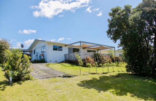 Whiritoa Casa | Coastal Retreat - Whiritoa Holiday House