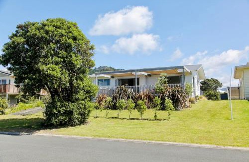 Whiritoa Casa | Coastal Retreat - Whiritoa Holiday House
