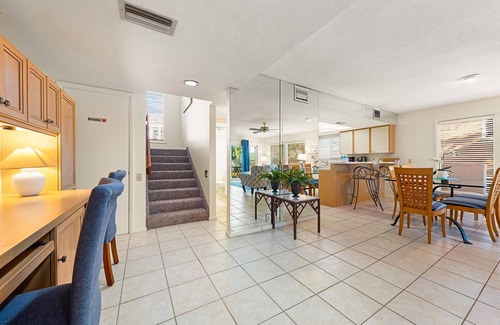 Siesta Key Village Apartamento | Coastal Surfside by Beachside Management