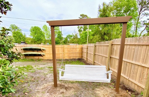 Morehead City Alquiler De RV | Coastal Tiki Hideaway: Campsite #2, 30 Amp, Full Hook-up