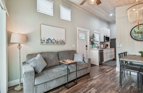Dunedin Casa | Coastal Tiny Home on Pinellas Trail w/ Heated Pool