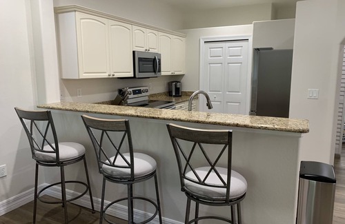Pine Valley Condominio | Coastal Tranquility in Quiet, Gated Community