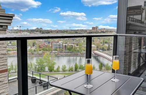 Eau Claire Apartamento | Coastal Winds DT Gym River Walk
