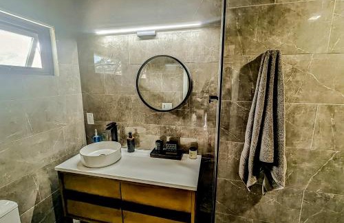 Cardiff-by-the-Sea Casa | Coastal Zen Escape