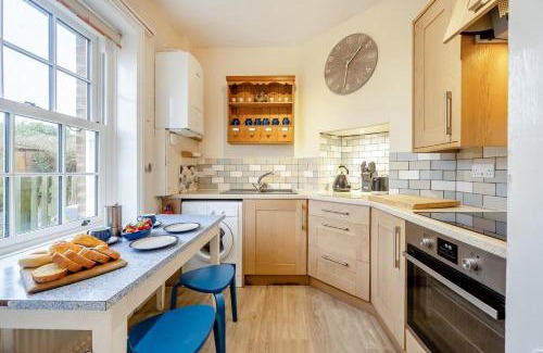 Bacton Casa | Coastguard Escape
