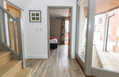 Wyke Regis Casa | Coastguard Lookout