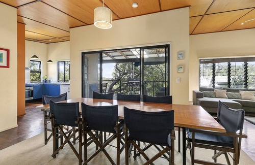 Point Lookout Casa | Straddie Beach Style House