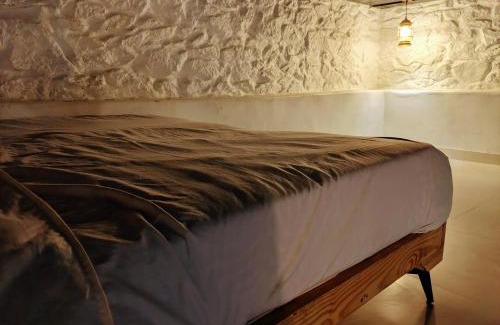 Mount Abu Casa | Cob House
