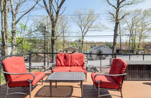 Lake Harmony Casa | Cobalt