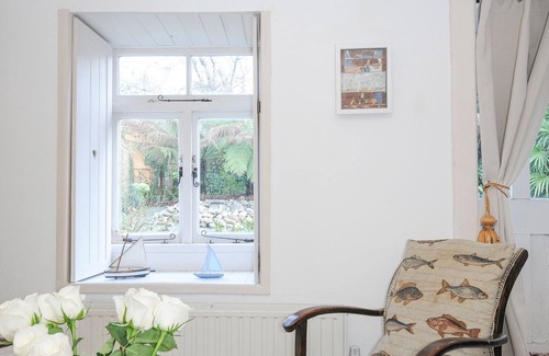 Charlestown Cabaña | Cobb Cottage