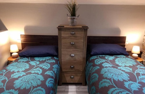 Loughinisland Casa | Cobbles cottage - 2 bedroom stone built cottage