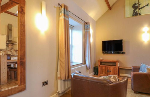 Bonsall Cabaña | COBBLES, pet friendly, character holiday cottage in Matlock