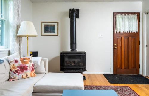 Tay Valley Casa | Cobblestone 2-Bedroom Cottage #2 Graham