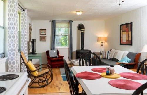 Tay Valley Casa | Cobblestone 2-Bedroom Cottage #3 Adams