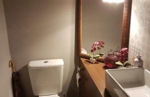 Abraao Apartamento | Cobertura Beira Mar com Piscinas, Academia, Quadra de Tênis e 4 vagas de garagem