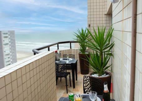 Maracana Apartamento | Cobertura com Hidro pé na areia