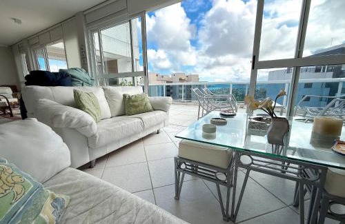 Riviera de Sao Lourenco Apartamento | Cobertura com Piscina Privativa e Vista Mar