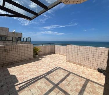 Maracana Apartamento | Cobertura DUPLEX Em frente ao mar com churrasqueira