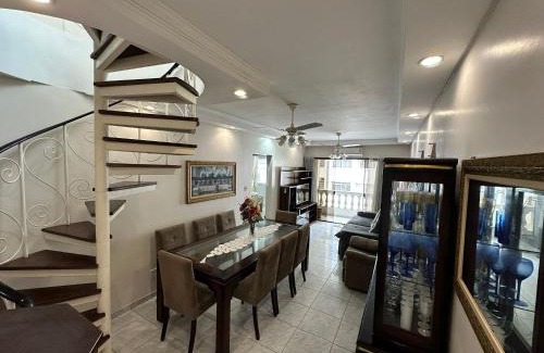 Itarare Apartamento | Cobertura Frente Mar -Vista mar incrível c garagem e wifi grátis!