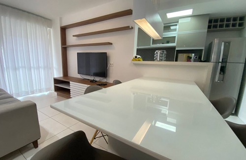 Passagem Apartamento | Cobertura Luxo à 50m da Praia Forte Cabo Frio com spa Para 7 Pessoas