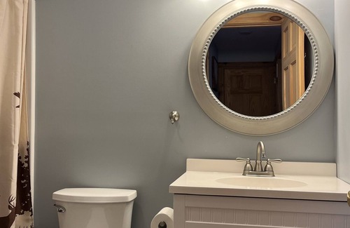 Davenport Casa | Coccochip - Private country setting, great for a large group.