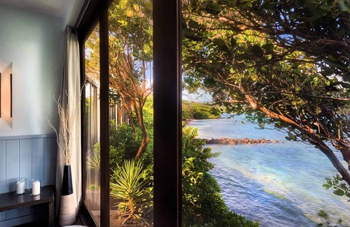 Fort Jeudy Villa | FRENTE AL MAR CLIFFSIDE PISCINA PRIVADA VILLA DE 1 DORMITORIO - 1,100SF