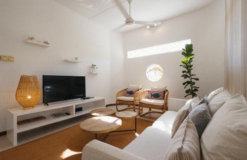 Pointe aux Canonniers Casa | Coco Beach I - Seaside Home , Pool , Beach at 200 meters